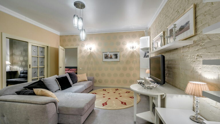 wall decor for living room